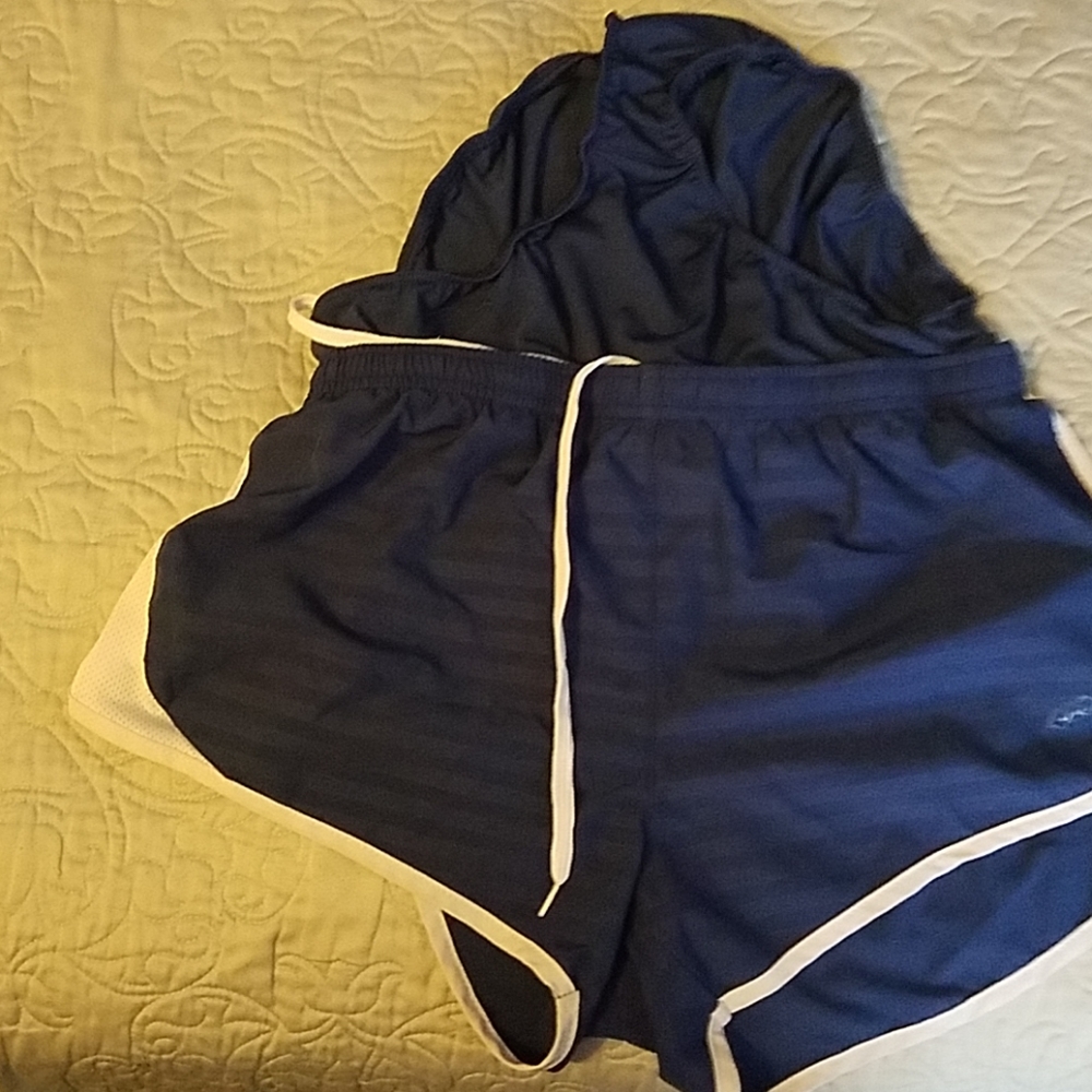 Running shorts - Picture 5 of 5